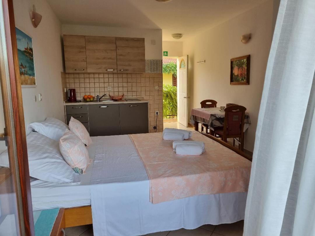 Villa Agava Vrboska Exteriér fotografie
