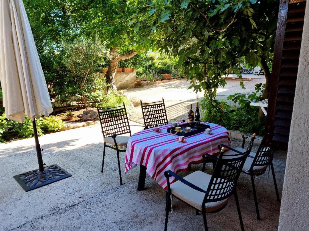 Villa Agava Vrboska Exteriér fotografie